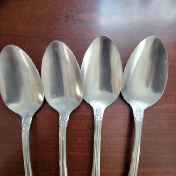 Rogers Oneida Vine & Flower Pattern Stainless Steel Teaspoons Set Of 4 Vintage S - Picture 3 of 4